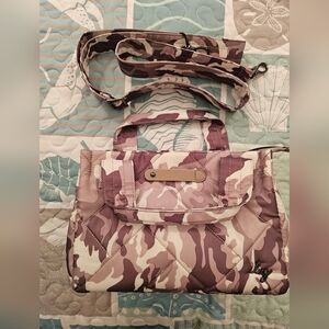 Lug Jitterbug in camo taupe. Excellent condition
